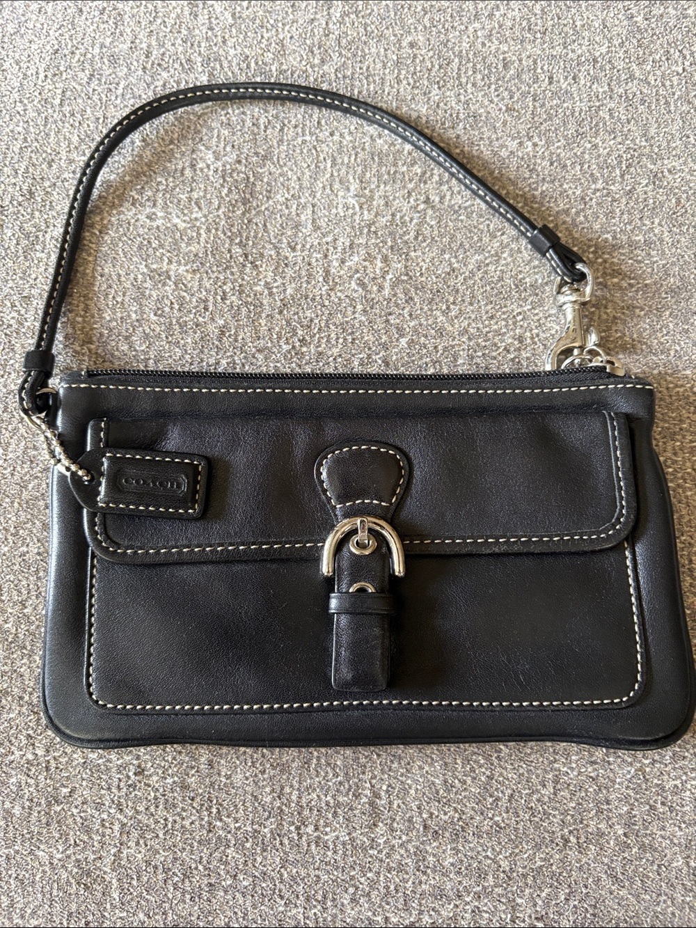 COACH SOHO Vintage Black Leather Wristlet Clutch with Silver EUC